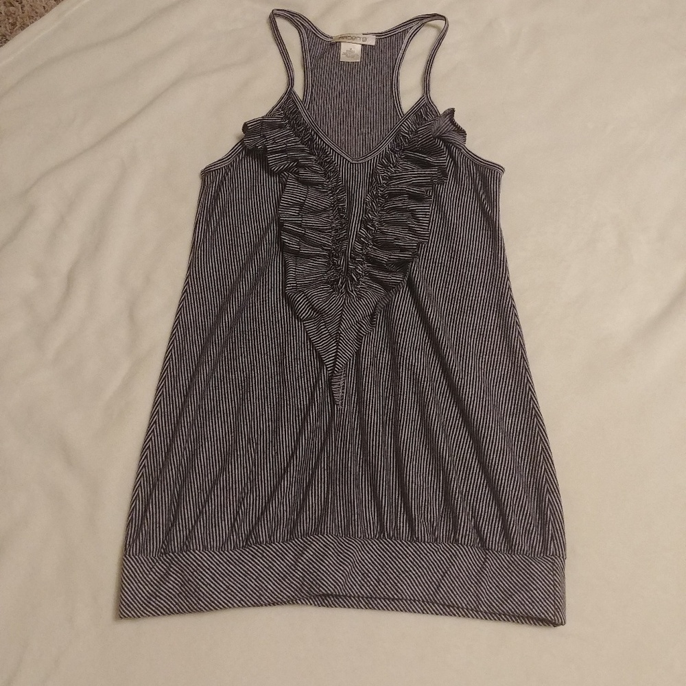 Arden B Ruffled gray tank top - Women's Medium